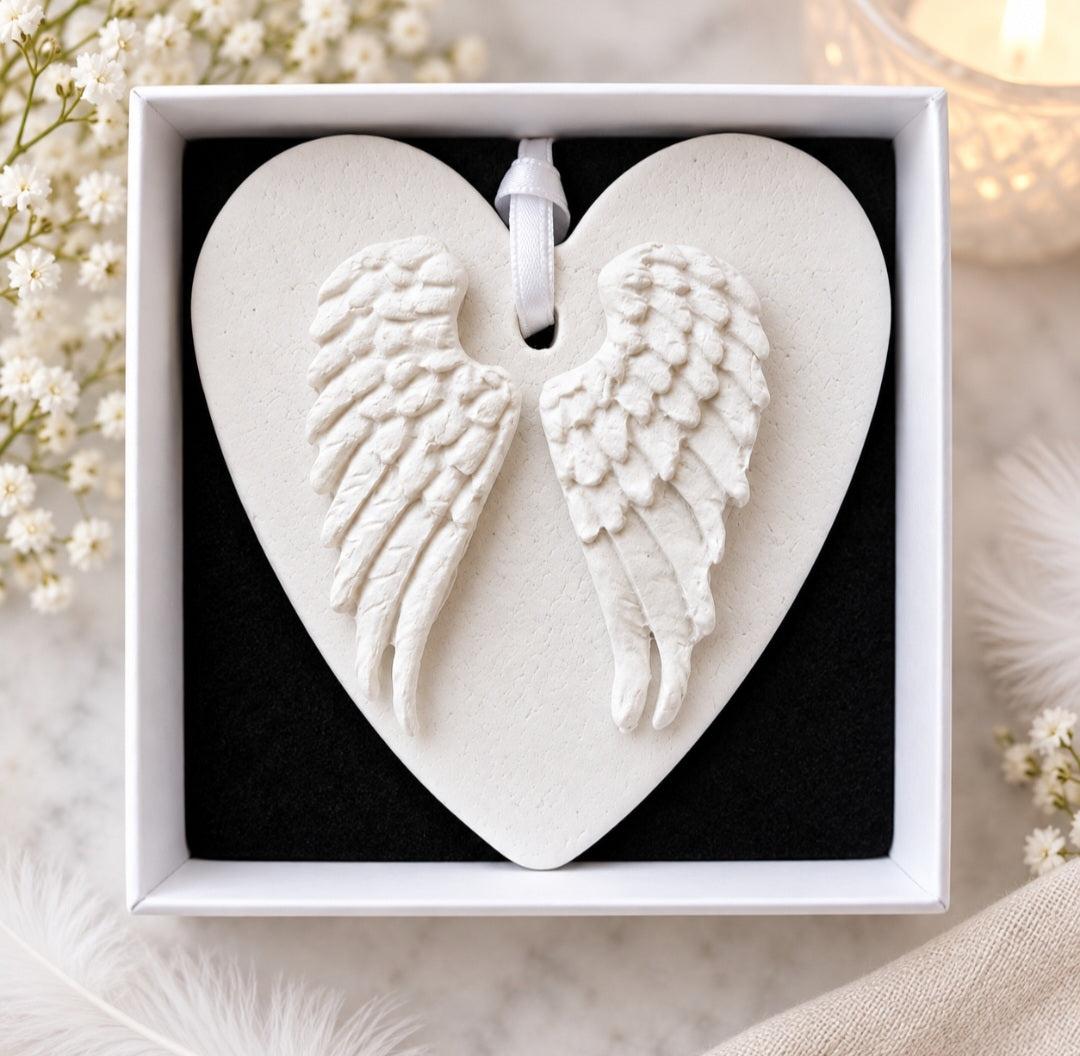 Clay diffuser - large heart with wings