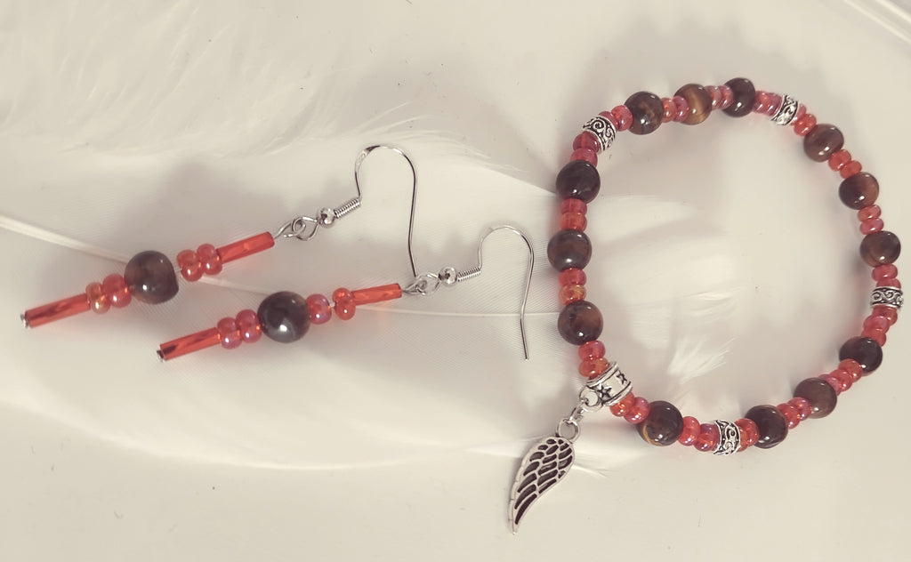Tigers eye and glass set